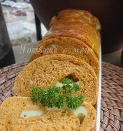 Tomato bread with kashkaval cheese