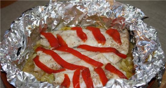 Congrio fish baked with vegetables