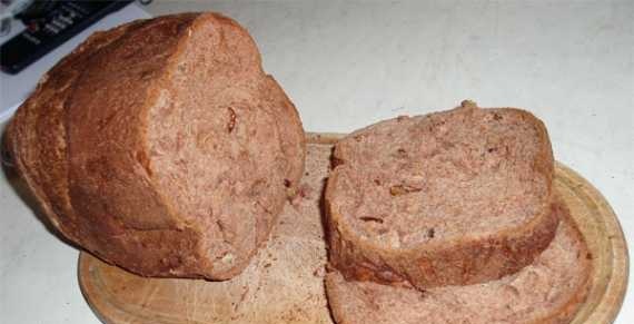 לחם שוקולד עם אגוזי מלך בתוצרת לחם