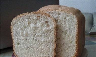 לחם שום עם גבינה ובזיליקום במכונת לחם