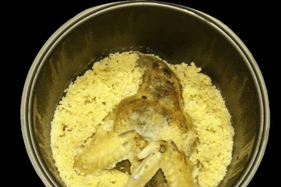 צוואר עוף ממולא עם דייסת דוחן (פרפצה רב-בישול)