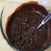 איך מכינים ריבת דובדבנים מכוסה שוקולד