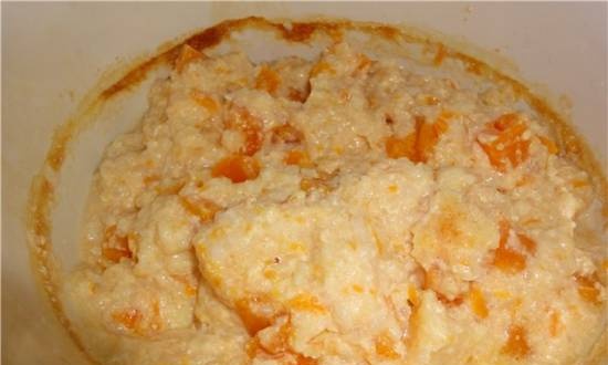 Morning melted porridge with millet, rice and pumpkin