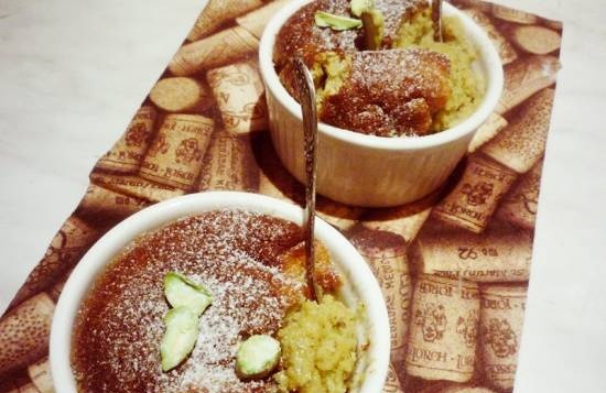 Almond and pistachio pudding