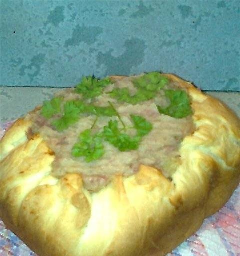 Open pie "potato with meat" in a bread machine