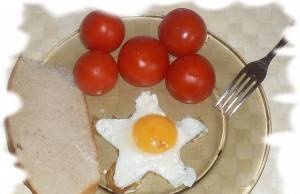 Breakfast of an abandoned husband or scrambled eggs