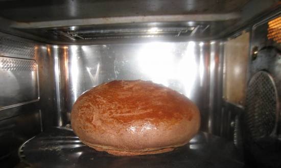Rye-wheat bread in the microwave