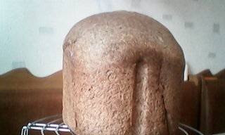 Wheat-yeast bread on fermented rye malt