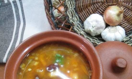 Bean soup with spices "Three beans"
