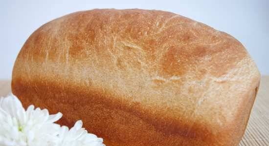 לחם דגנים מלאים מחיטה קלה מאת פיטר ריינהרט