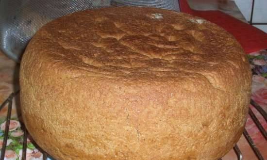 Black bread in a slow cooker