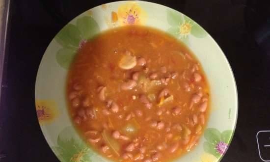 Beans in Balkan style with smoked meats