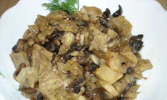 Fried celery with mushrooms (lean dish) in a pressure cooker Polaris 0305