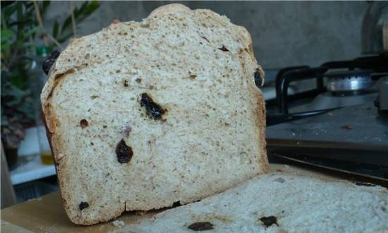 Bread with almonds and prunes (bread maker)