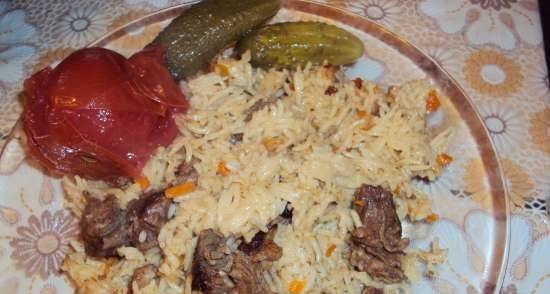 Pilaf with beef in a multicooker Bork U800