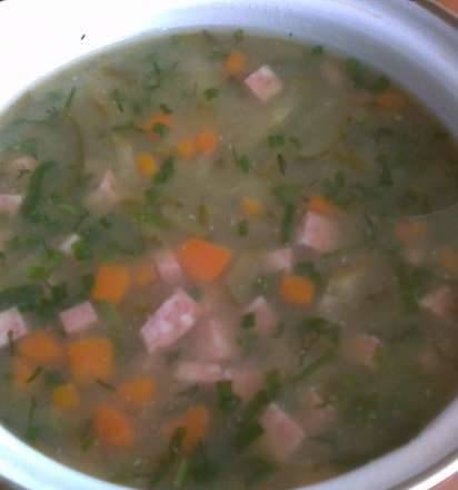 Cold pea soup with smoked meats