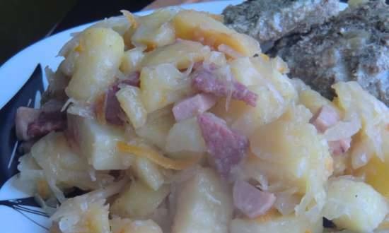 תפוחי אדמה מבושלים עם כרוב כבוש (Kartoffeln mit כרוב כבוש)