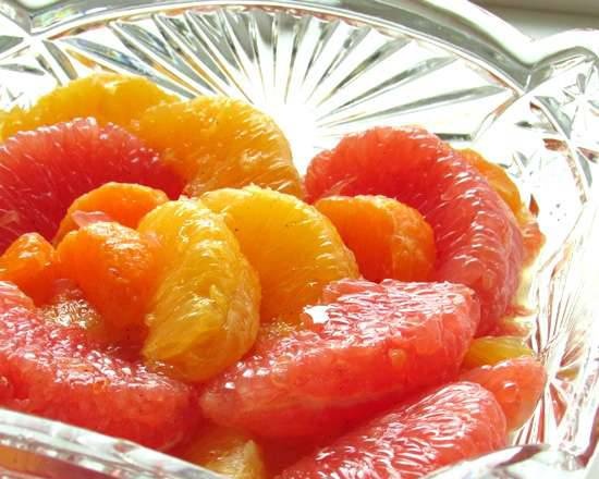 Fruit citrus salad with cardamom