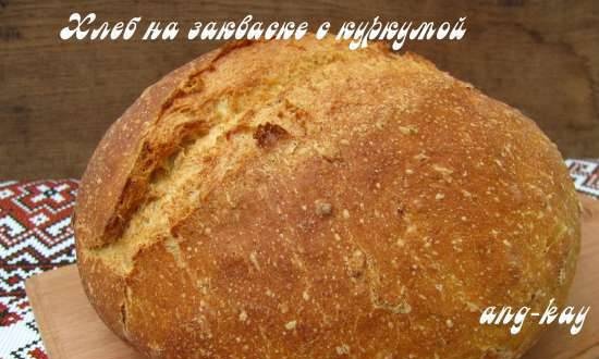 Sourdough turmeric bread