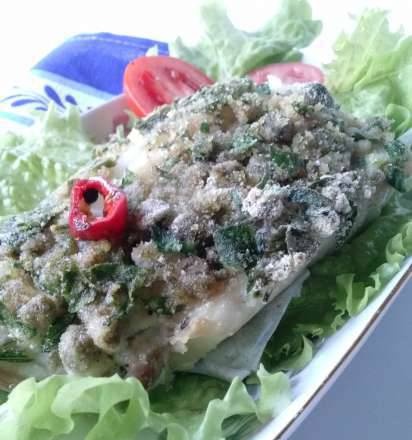 Cod fillet in breadcrumbs with capers for a family lunch