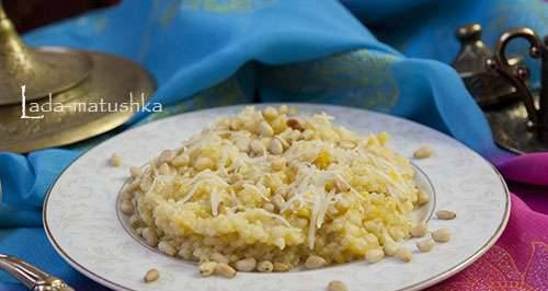 Millet porridge with pumpkin, cheese and pine nuts in a multicooker Zigmund & Shtain MC-DS42IH