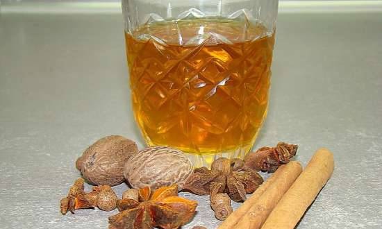Krupnik - Spicy honey liqueur brewed at home