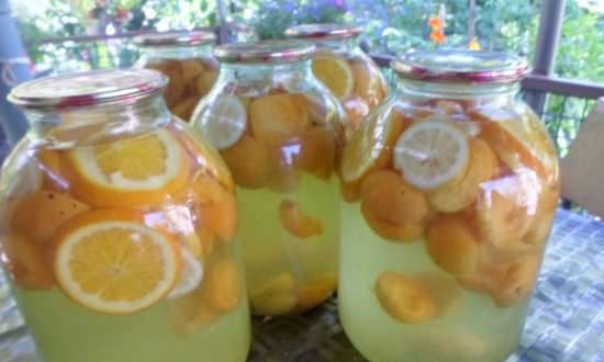 Fanta from oranges and apricots at home
