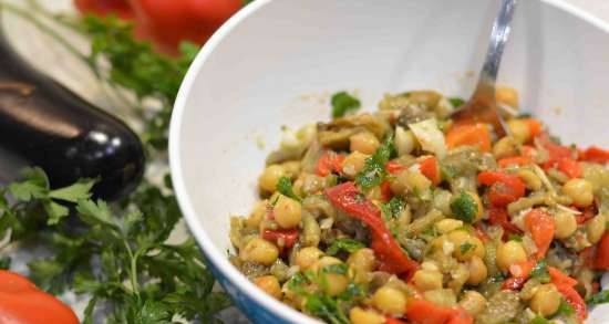 Bright salad with chickpeas and baked vegetables