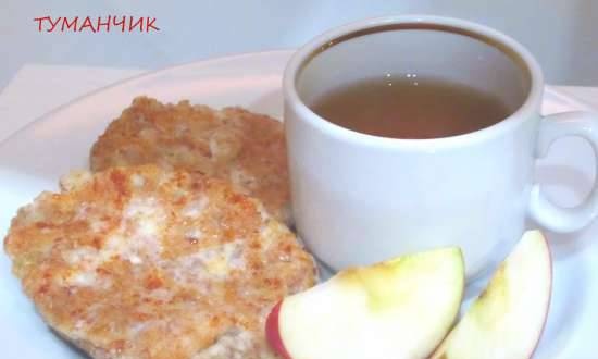 Cottage cheese with sprouted wheat and apple