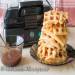 Waffles in a waffle iron in Jardeko 3in 1