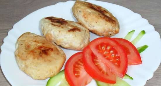 Diet chicken and curd cutlets (in a pizza maker)