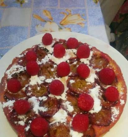 Fruit cake in a pizza maker Princess 115001