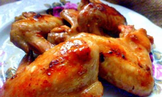 Chicken wings in orange and mulberry marinade