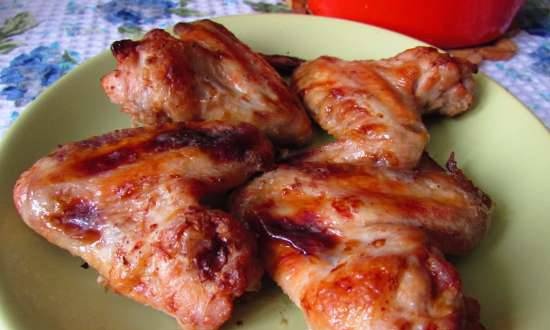 Chicken wings baked in horseradish marinade