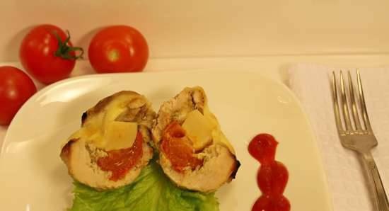 Turkey bags with tomatoes, scallop and mozzarella