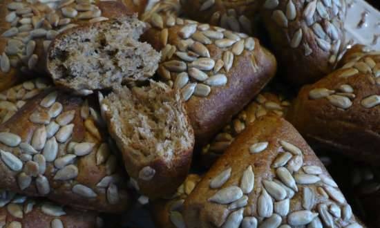 Bread rolls with oatmeal and malt (Samboussa maker by Princess)