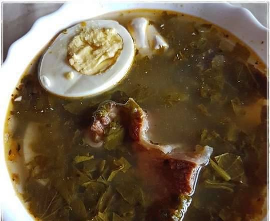 Cabbage soup with nettle, sorrel and beef ribs