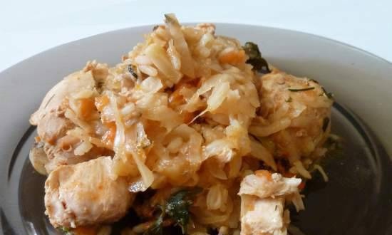 Stewed cabbage with chicken and rice