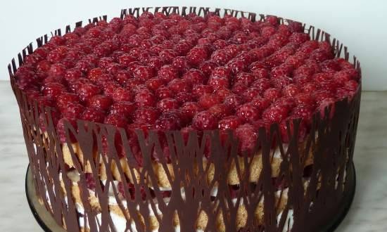Cake "Berry tenderness"