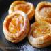 Puff pastry buns