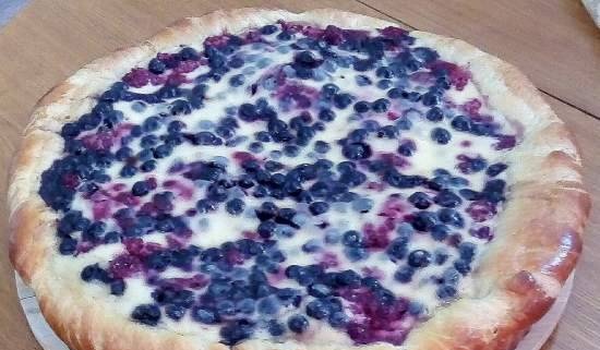 Country style berry pie