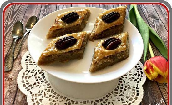 Baklava from ready-made puff pastry
