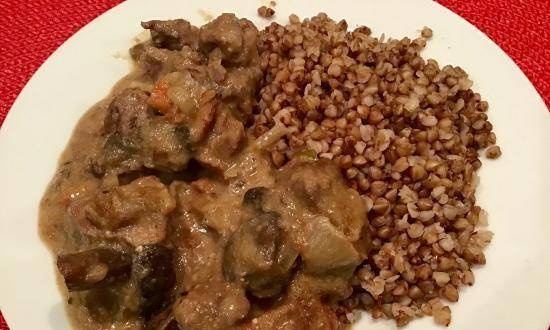 Slow Cooker Beef with Mushrooms