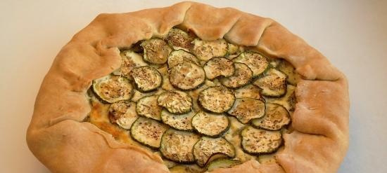 Galette with zucchini and cheese (+ video)