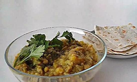 Kichri with celery and spinach (+ video)