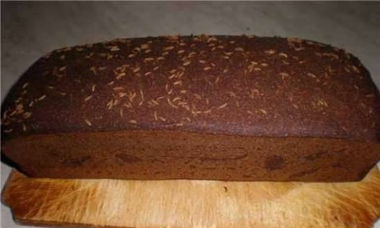Custard molded rye bread with sourdough.