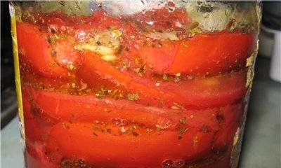 עגבניות מיובשות בשמן