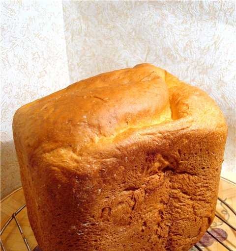 Wheat pumpkin-curd bread (bread maker)