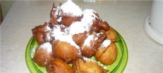 Novy Urengoy donuts (with kefir and baking powder)