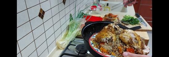 Buckwheat with vegetables and chicken in a cast-iron cauldron, baked in the oven (+ video)